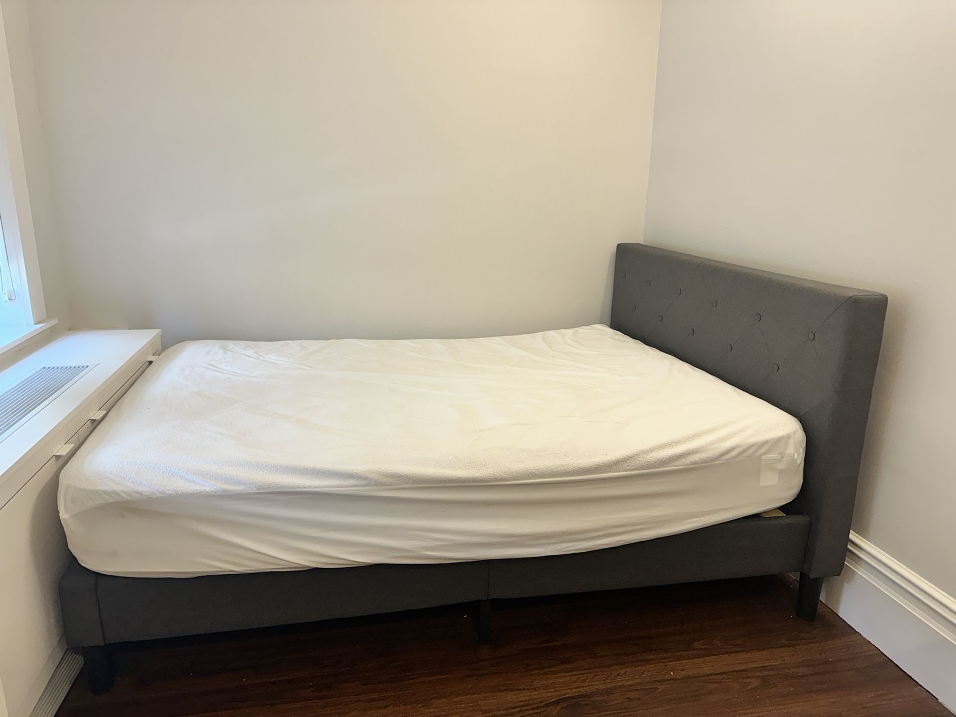 Modern Upholstered Bed Frame with Headboard – Excellent Condition
