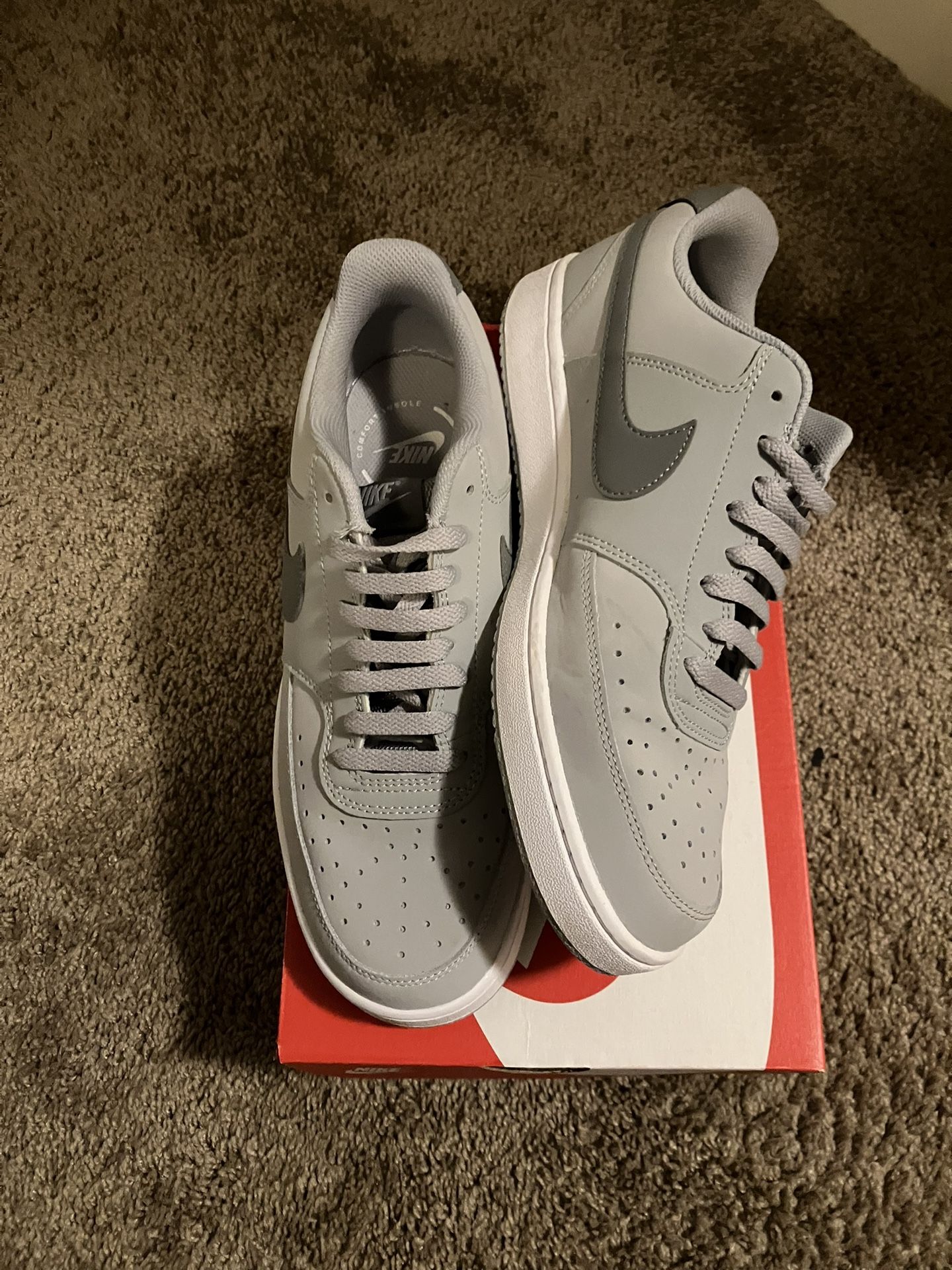Nikes Men’s 9.5 Like New