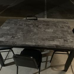 Dining Table And  4 Matching  Chairs
