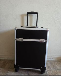 Estuche rodante para maquillaje o peluquería