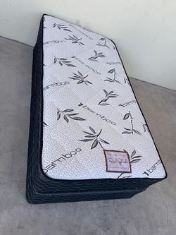 Bla Bamboo  twin  XL mattress set
