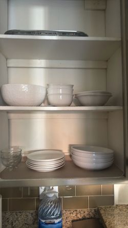 Glassware/Dishes/Tupperware/Pots/Pans/Bowls