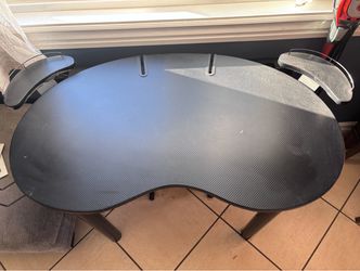 Free desk/craft table