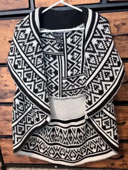 Warm & cozy circle cardigan