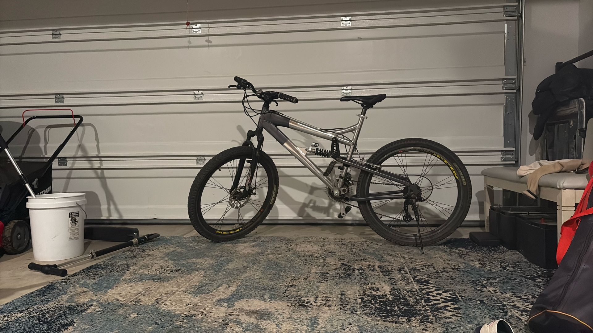Mountain Bike