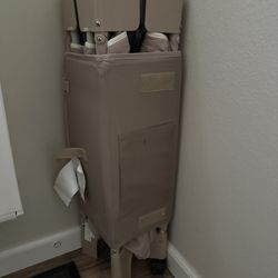 Arm’s Reach Co-Sleeper bedside bassinet