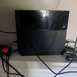 PS4 With Controller 80$