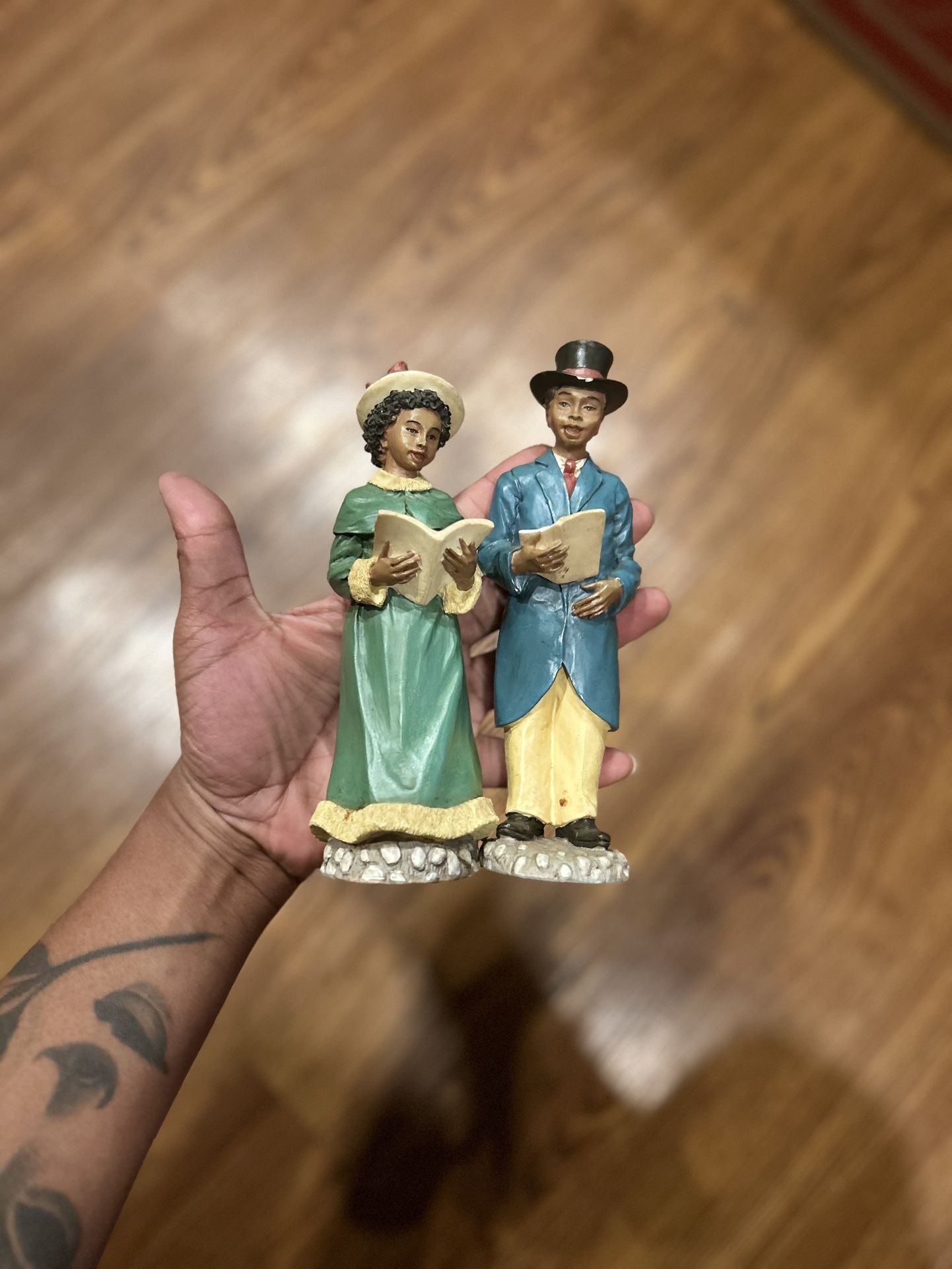 Black Couple Knick Knack Set