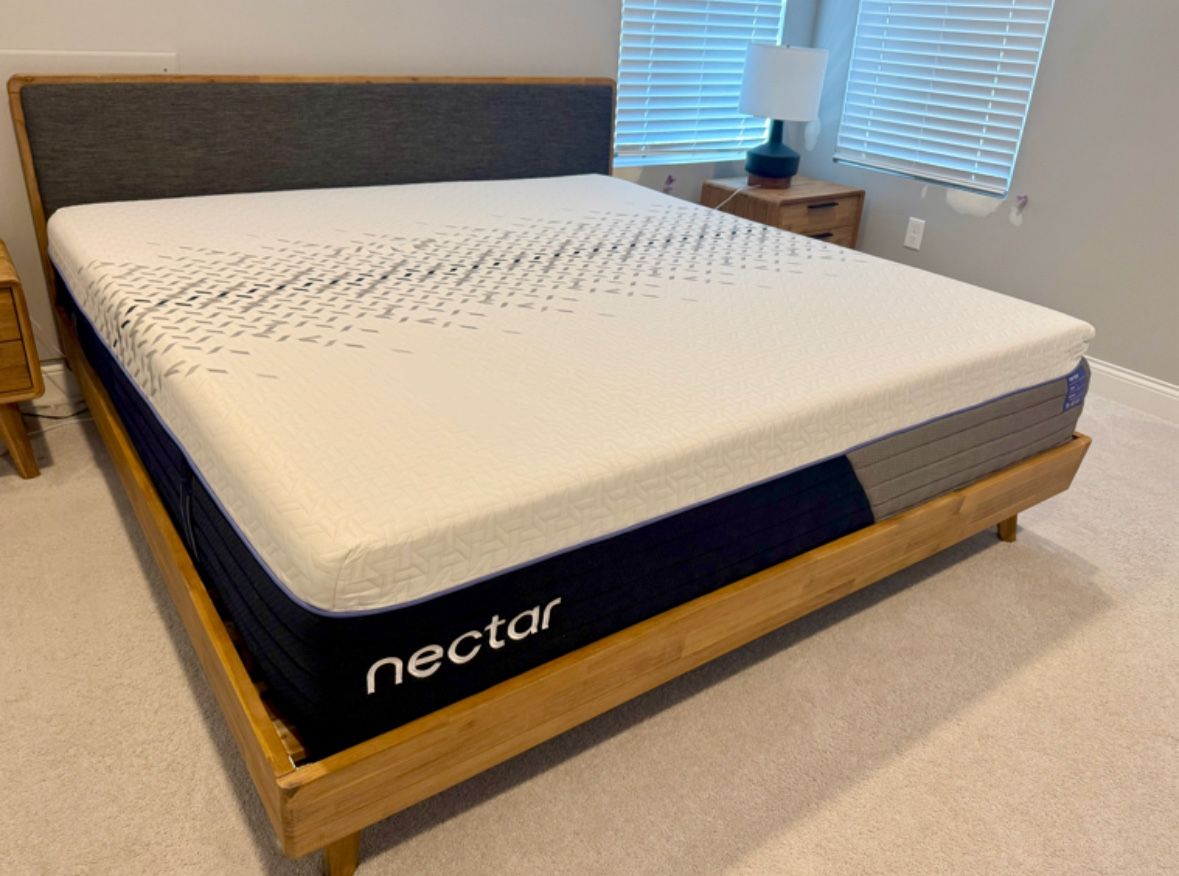 Nectar Luxe Hybrid King Mattress Bed