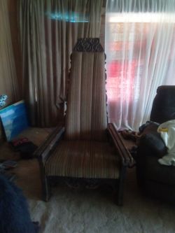 Kings chair!!