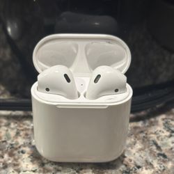 Apple AirPods Generation 1