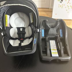 Graco SnugRide Lite LX Infant Car Seat, Lightweight Rear-Facing Seat for Babies 4–30 lb, 4-Position Adjustable Base, LATCH Installation & ProtectPlus 