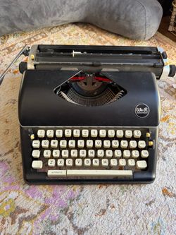 We R Memory Keepers typewriter