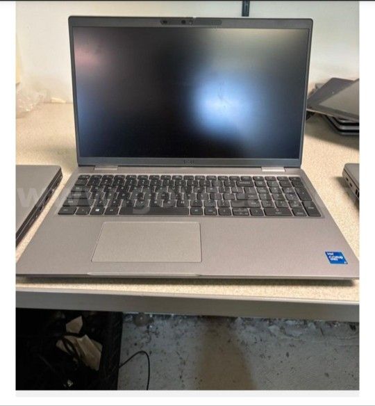 Dell Latitude 5520 11th Gen Windows 11