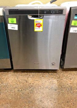 Brand New Whirlpool Dishwasher (Model:WDF520PADM) 0UQOI