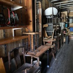 Entire Trailer Load Of Stuff To Check Out