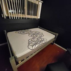 Full Size Bed/frame 