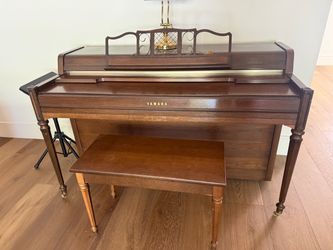 Yamaha Spinit Piano