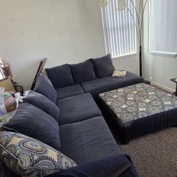 2 Piece Sectional/Ottoman
