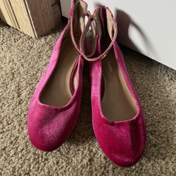 Pink Velvet Women’s Size 9 Flats
