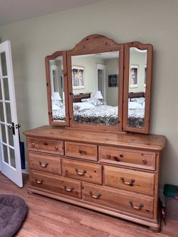 5 Piece solid wood bedroom set