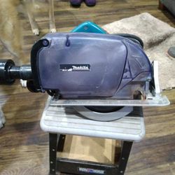 Makita Dust Free Saw 7 1/4in