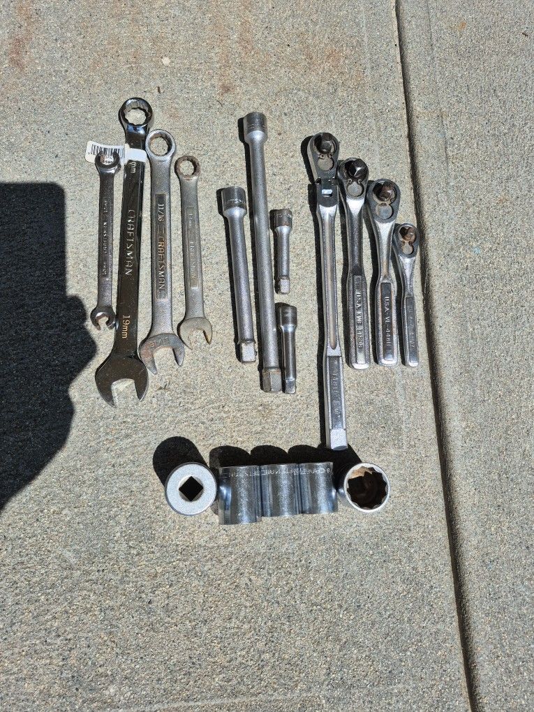 All Craftsman Sockets Ratchets Extensions Wrenches Lifetime Warranty