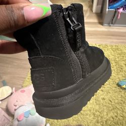 Toddler Uggs 