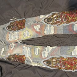 Who decides War jeans Size 32