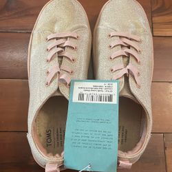 Toms Size 4 Children