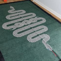 Venom Emerald Rug
