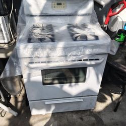 Frigidaire stove 