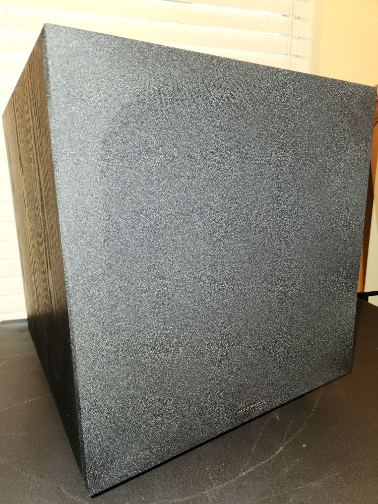 Monoprice 12 Inch 150 Watt Powered Subwoofer
