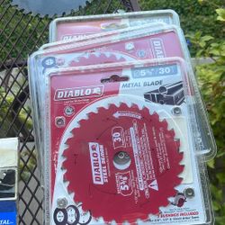 metal cutting blades  to cut steel studs 