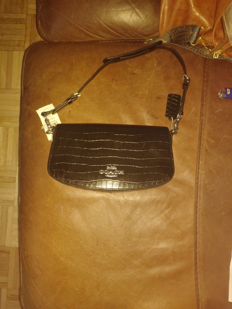 Coach Black Pocket Book Brand New 