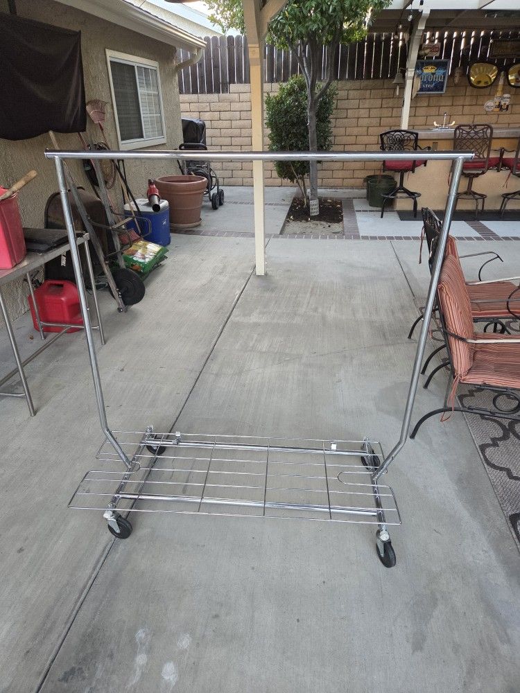 Foldable Garment Rack