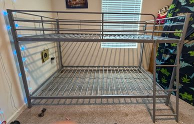 Twin Bunk Bed with Ladder