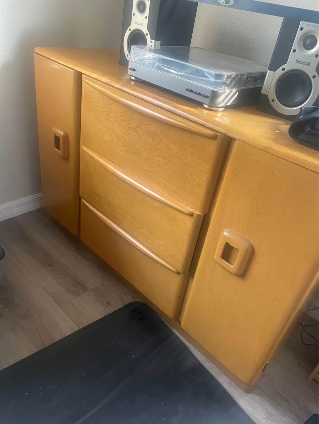 Heywood Wakefield blonde Buffet Credenza Sideboard Table Hutch