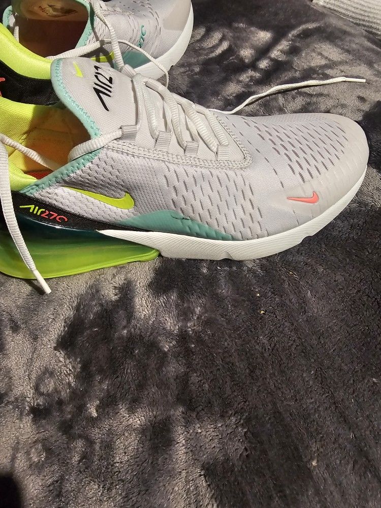Nike 