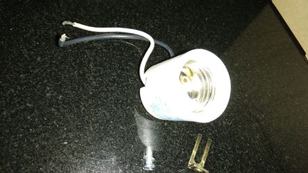 250V 660w E26 Lampholder