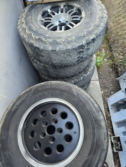 2 Sets of 15" Rims