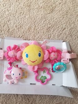 Baby carseat mobile