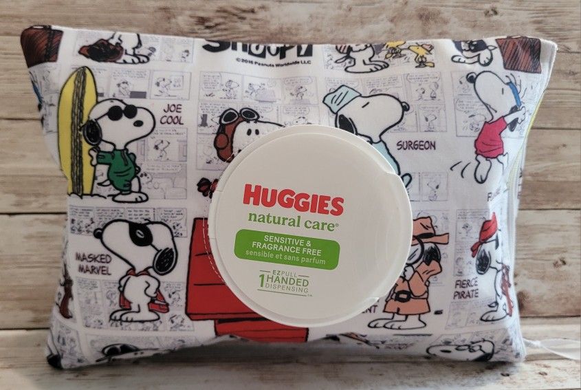 Snoopy Huggies Wipes Cover
