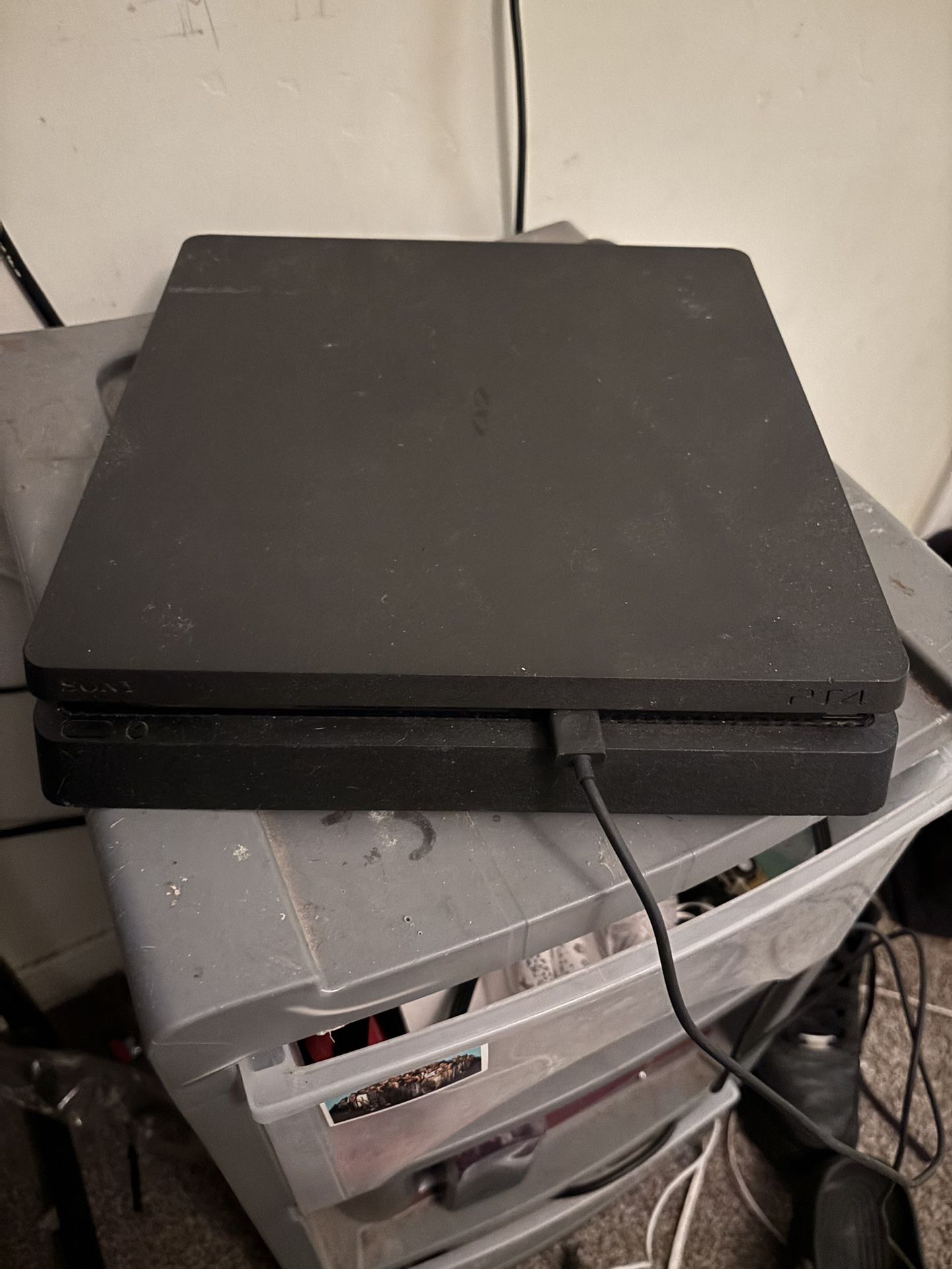 PS4