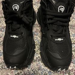 Balenciaga Runners Black