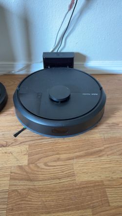 iRobot Roomba 105 vacuum and mop