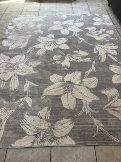 Heavy 8x10 grey area rug