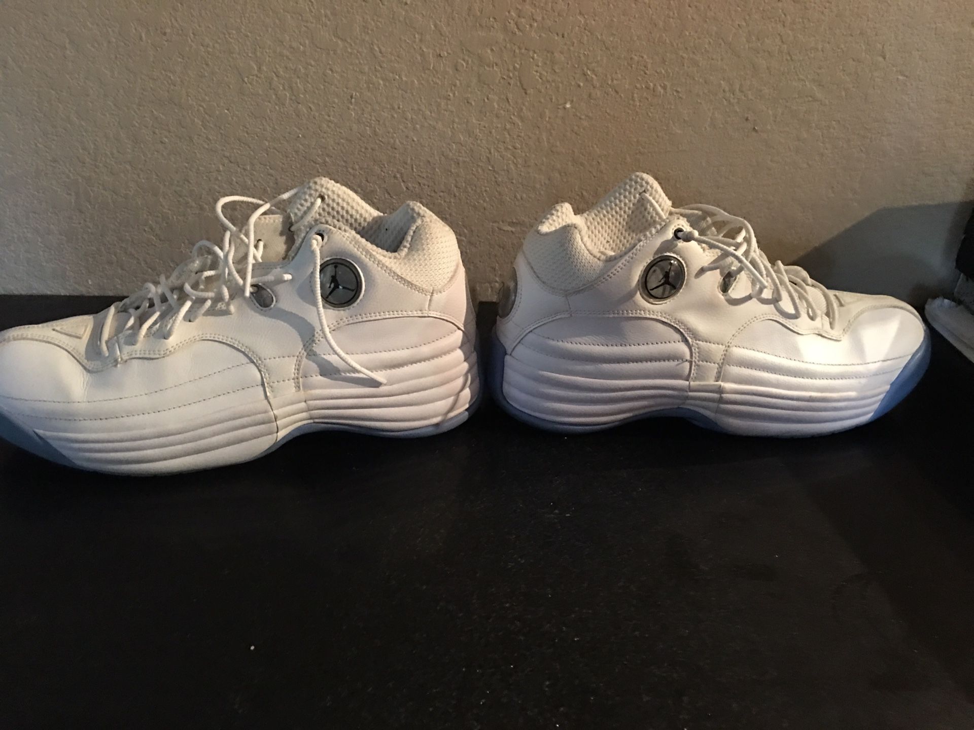 Jordan team 1 size 10