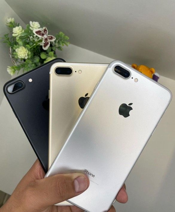 iPhone 7 plus 32GB Unlocked