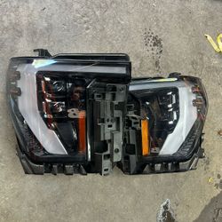2024-26 GMG SIERRA HD HEADLIGHTS FULL LED OEM 